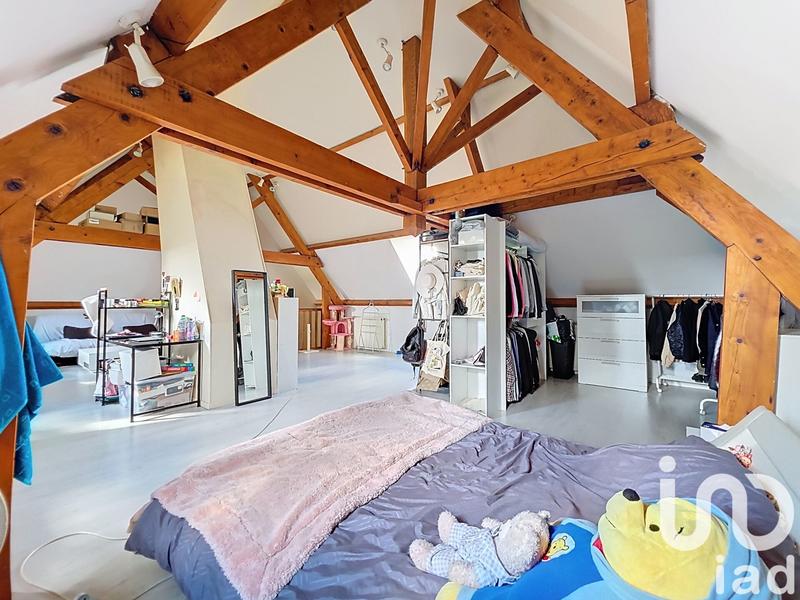 Maison - 256 m² - 9 pièces