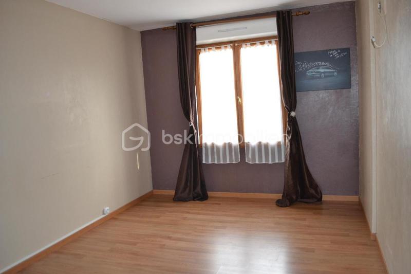 Maison traditionnelle - 107 m² - 5 pièces