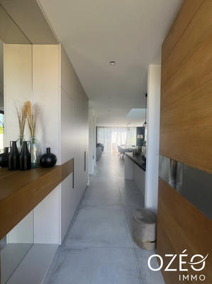 Maison contemporaine - 140 m² - 4 pièces