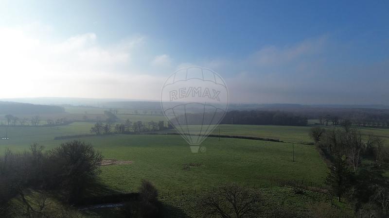 Maison - 102 m² - 4 pièces