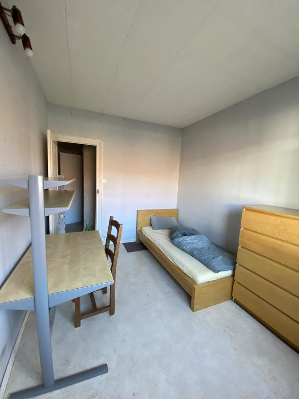 Appartement - 96 m² - 5 pièces