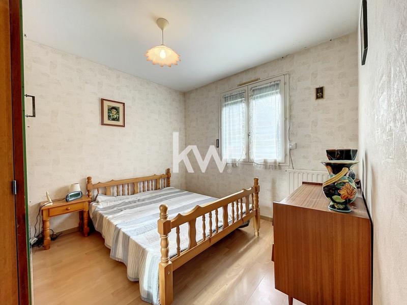 Maison traditionnelle - 87 m² - 4 pièces