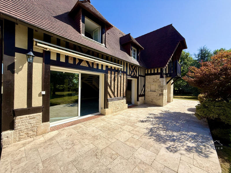 Maison - 130 m² - 7 pièces