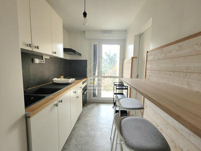 Appartement - 79 m² - 4 pièces