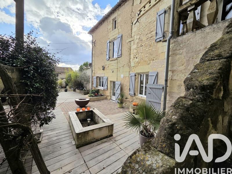 Maison - 294 m² - 10 pièces