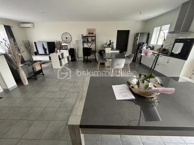 Maison - 114 m² - 4 pièces