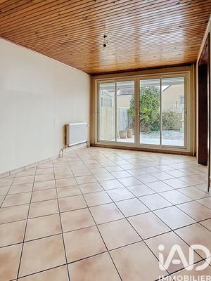 Maison - 106 m² - 6 pièces