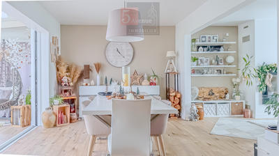 Maison - 137 m² - 6 pièces