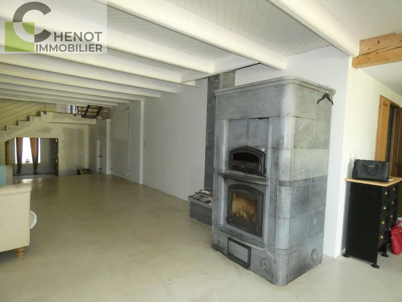 Maison - 236 m² - 5 pièces