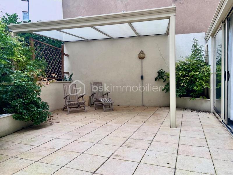 Appartement - 80 m² - 3 pièces