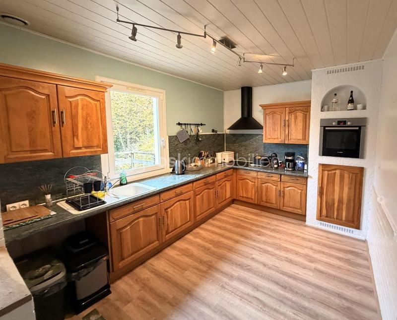 Maison - 105 m² - 4 pièces