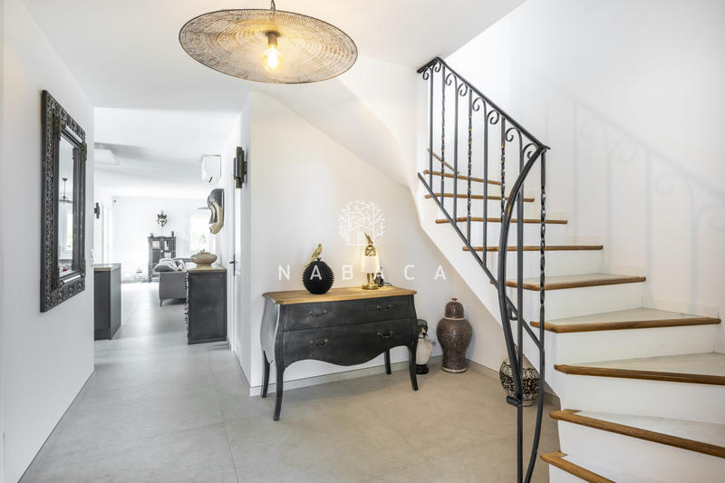 Maison - 176 m² - 6 pièces