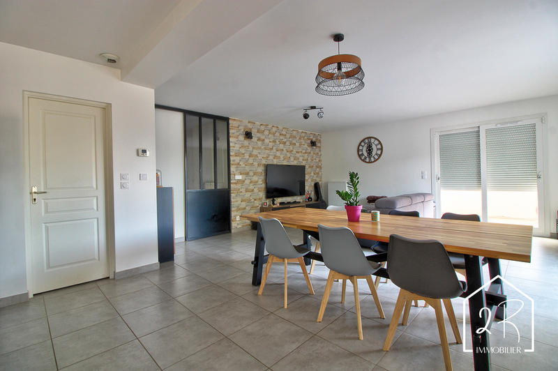 Maison - 100 m² - 5 pièces