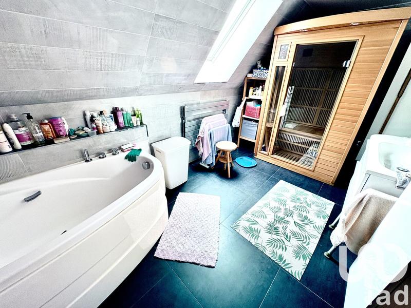 Maison - 176 m² - 6 pièces