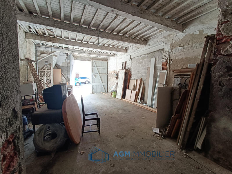 Maison - 230 m² - 6 pièces