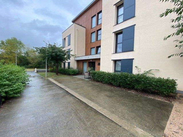 Appartement - 87 m² - 5 pièces