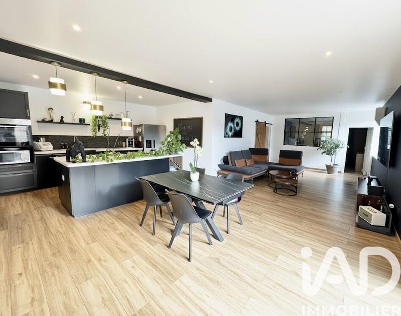 Maison de ville - 171 m² - 5 pièces