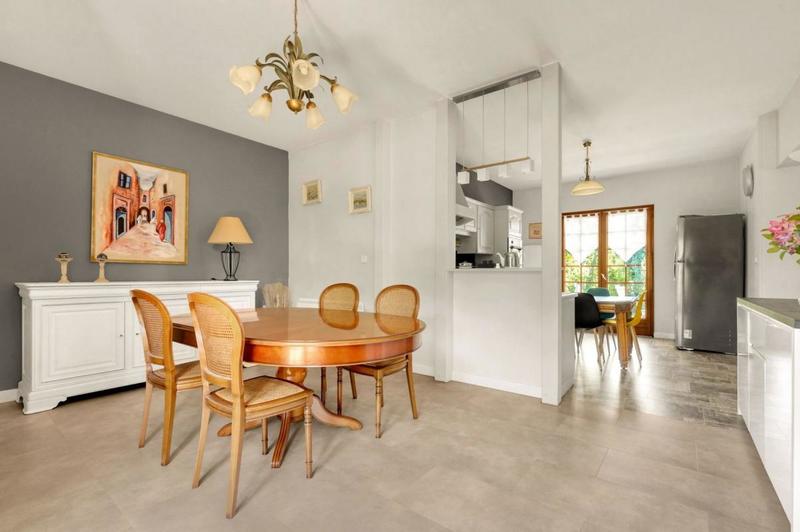 Maison - 144 m² - 5 pièces