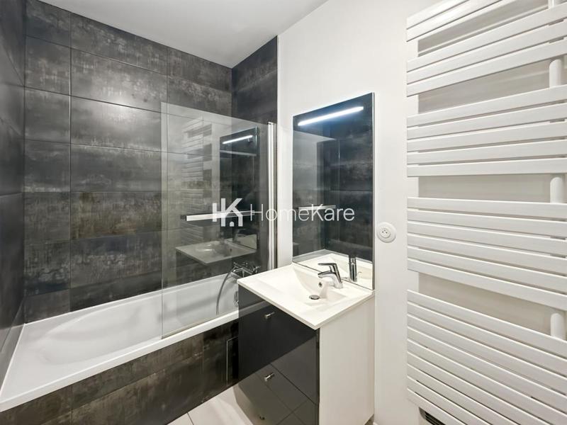 Appartement - 97 m² - 4 pièces