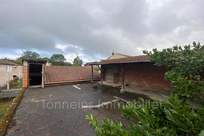 Parking / Garage - 120 m²