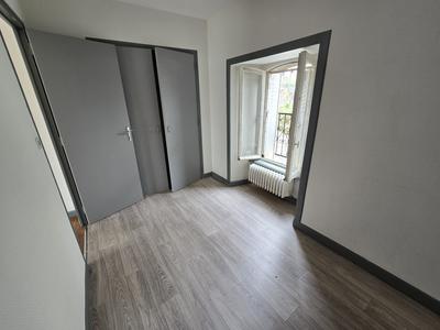 Maison - 117 m² - 6 pièces