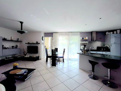 Maison - 91 m² - 4 pièces