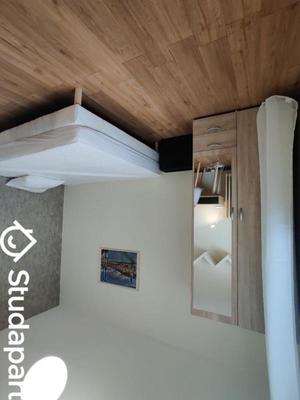 Chambre - 9 m² - 1 pièce