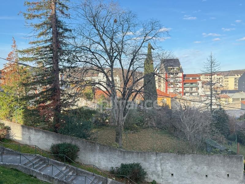 Terrain constructible - 768 m²