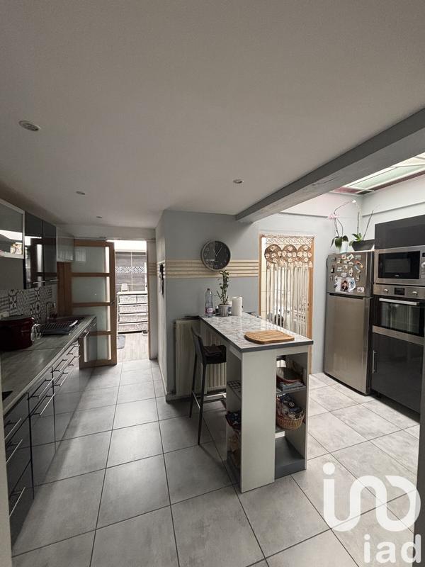 Maison - 90 m² - 5 pièces