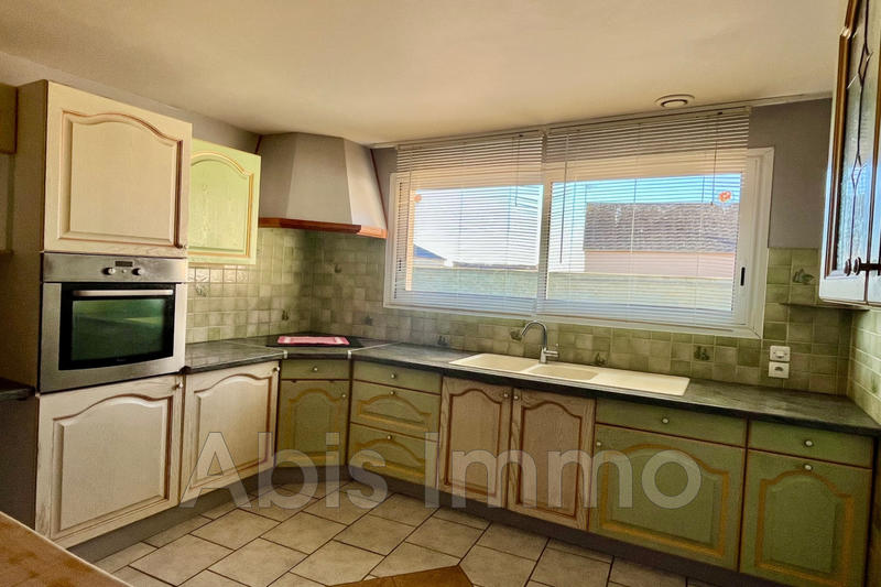 Maison - 98 m² - 5 pièces