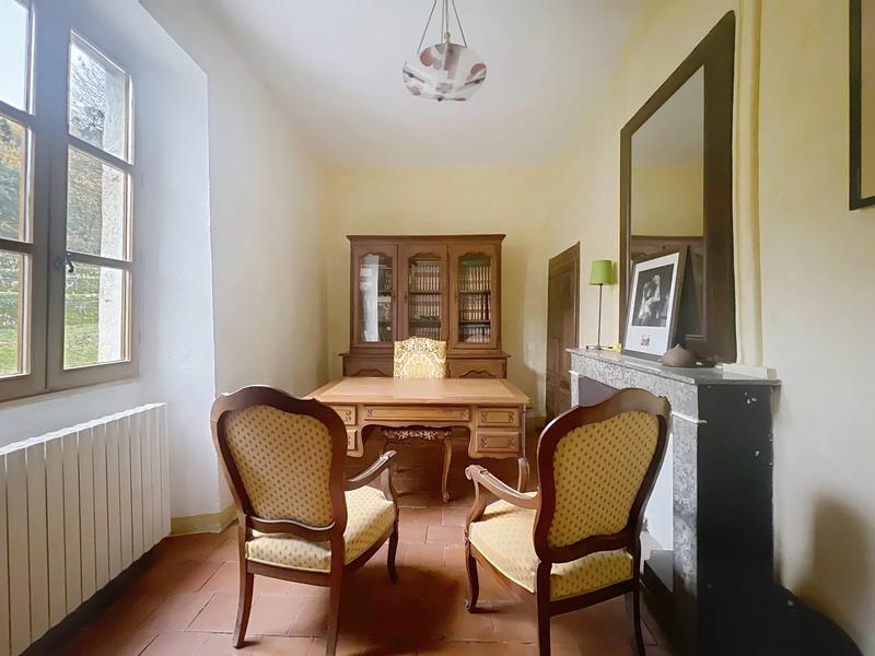 Propriété - 190 m² - 7 pièces