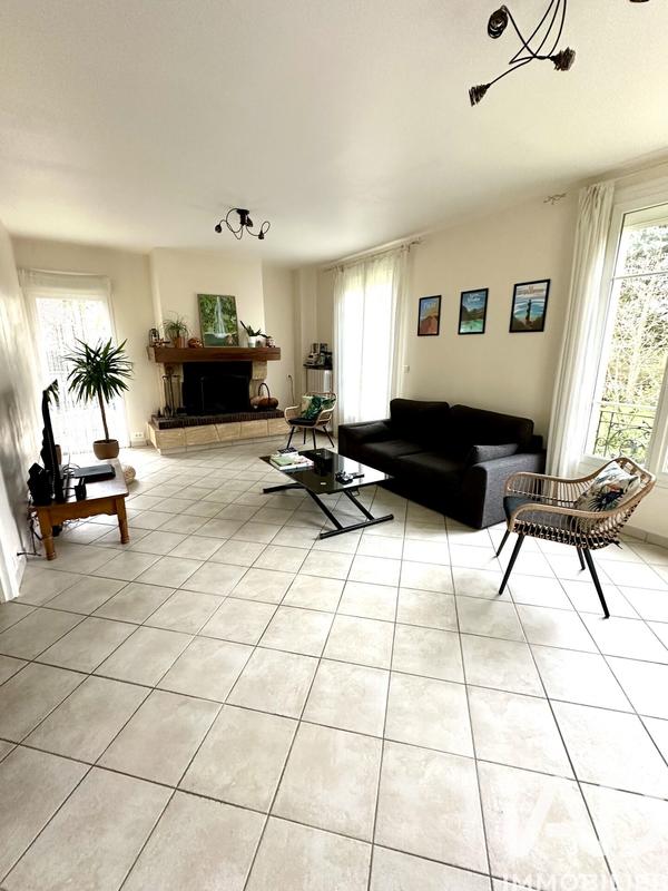 Maison - 150 m² - 6 pièces