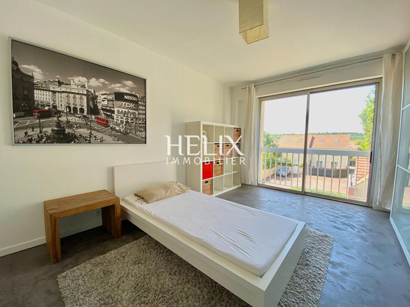 Appartement - 140 m² - 5 pièces