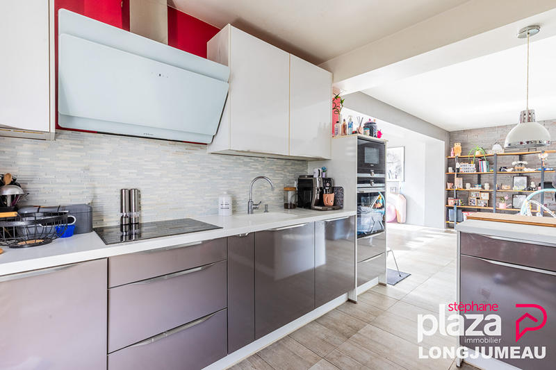 Maison - 121 m² - 5 pièces