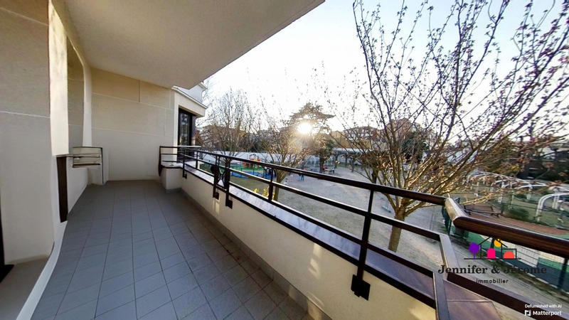 Appartement - 106 m² - 6 pièces