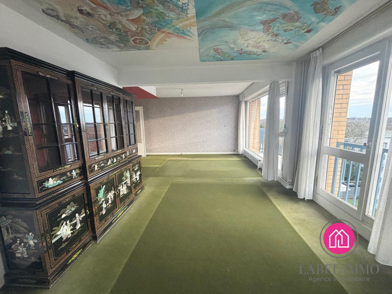 Appartement - 100 m² - 6 pièces