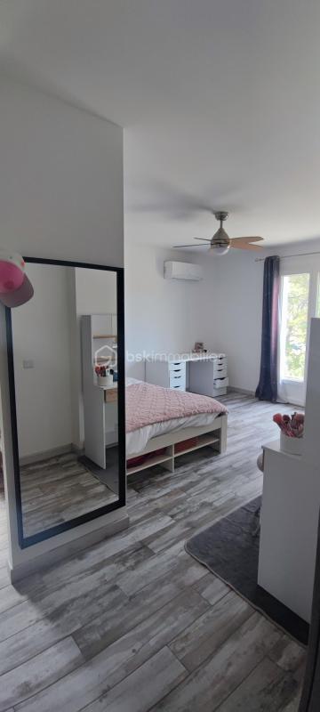 Villa - 104 m² - 4 pièces