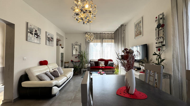 Appartement - 105 m² - 4 pièces