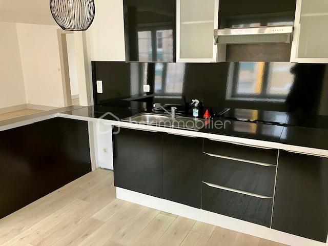 Immeuble - 190 m² - 8 pièces