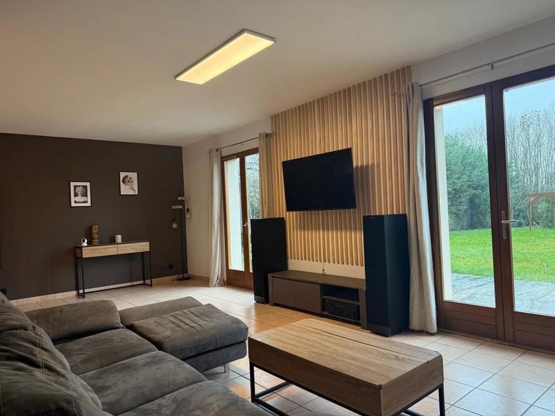 Maison - 156 m² - 6 pièces