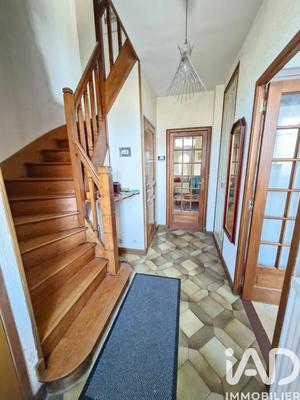 Maison - 137 m² - 7 pièces