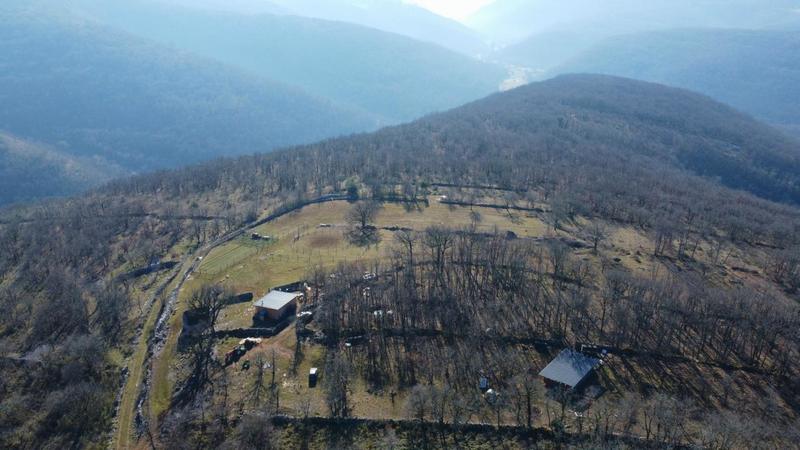 Terrain - 80 524 m²