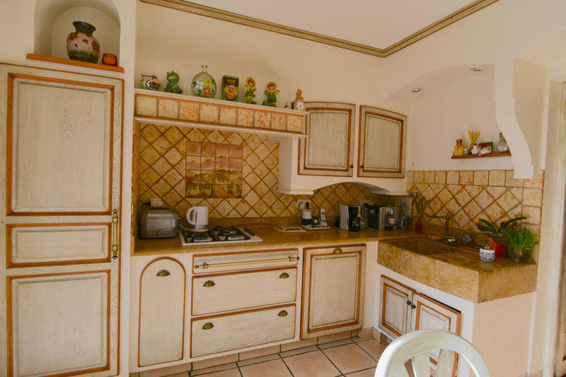 Mas - 300 m² - 8 pièces