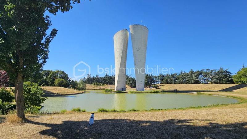 Appartement - 80 m² - 4 pièces