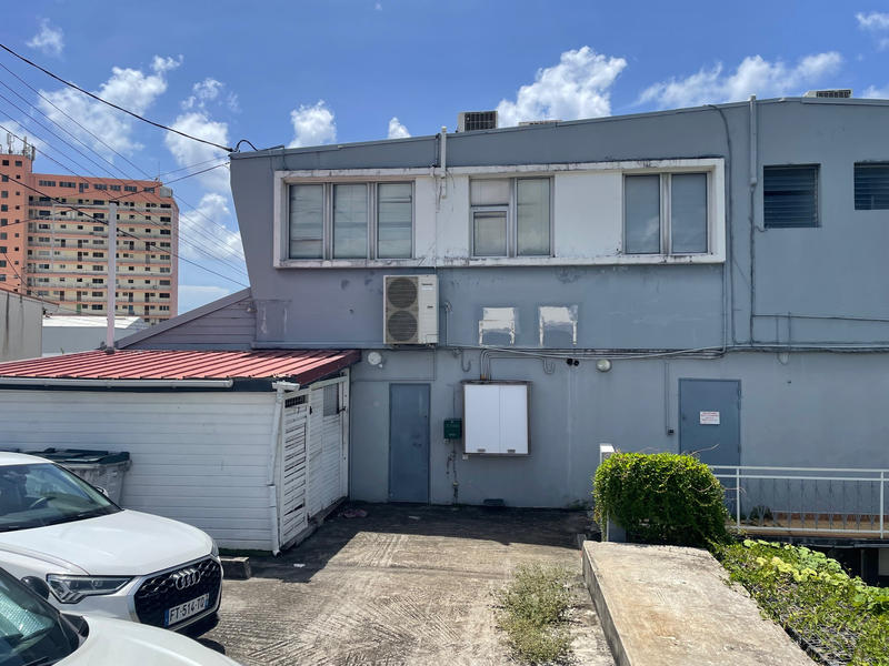 Local commercial - 293 m²