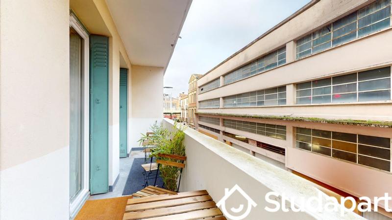 Chambre - 11 m² - 1 pièce