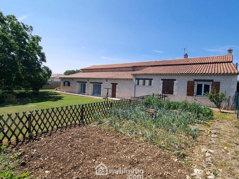 Maison - 388 m² - 10 pièces