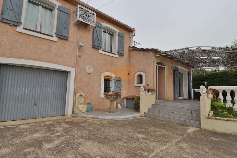 Maison - 147 m² - 8 pièces