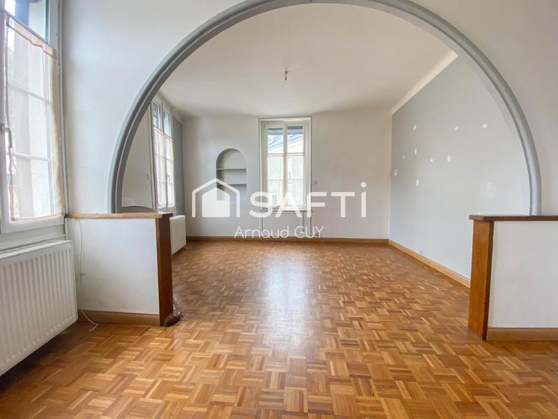 Maison - 92 m² - 6 pièces