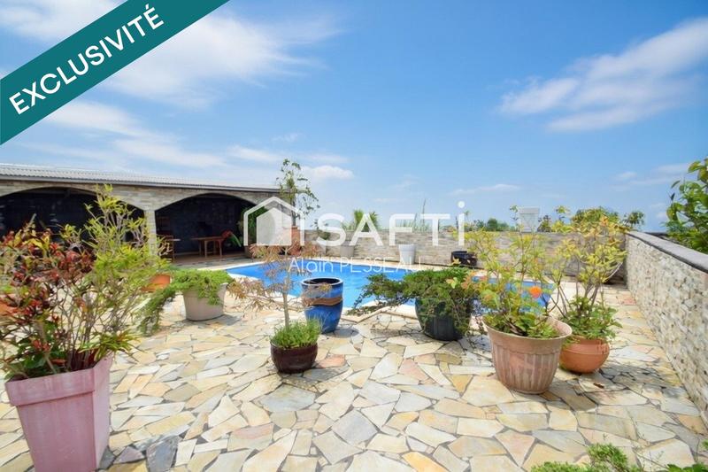 Maison - 206 m² - 10 pièces